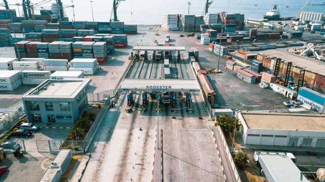 Terminal Porto Boavista Luanda (Gate)